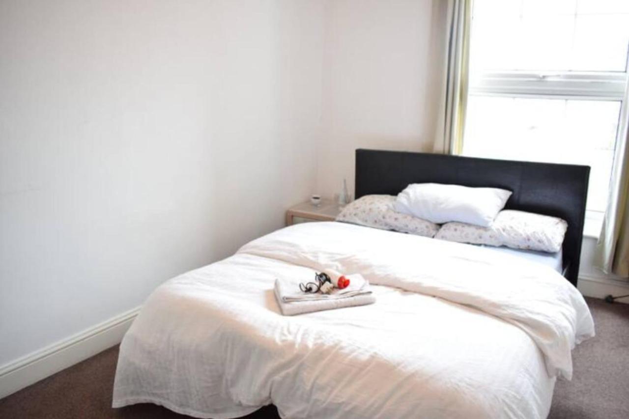 Lovely Victorian Flat For 6 In Stoke Newington Londra Esterno foto