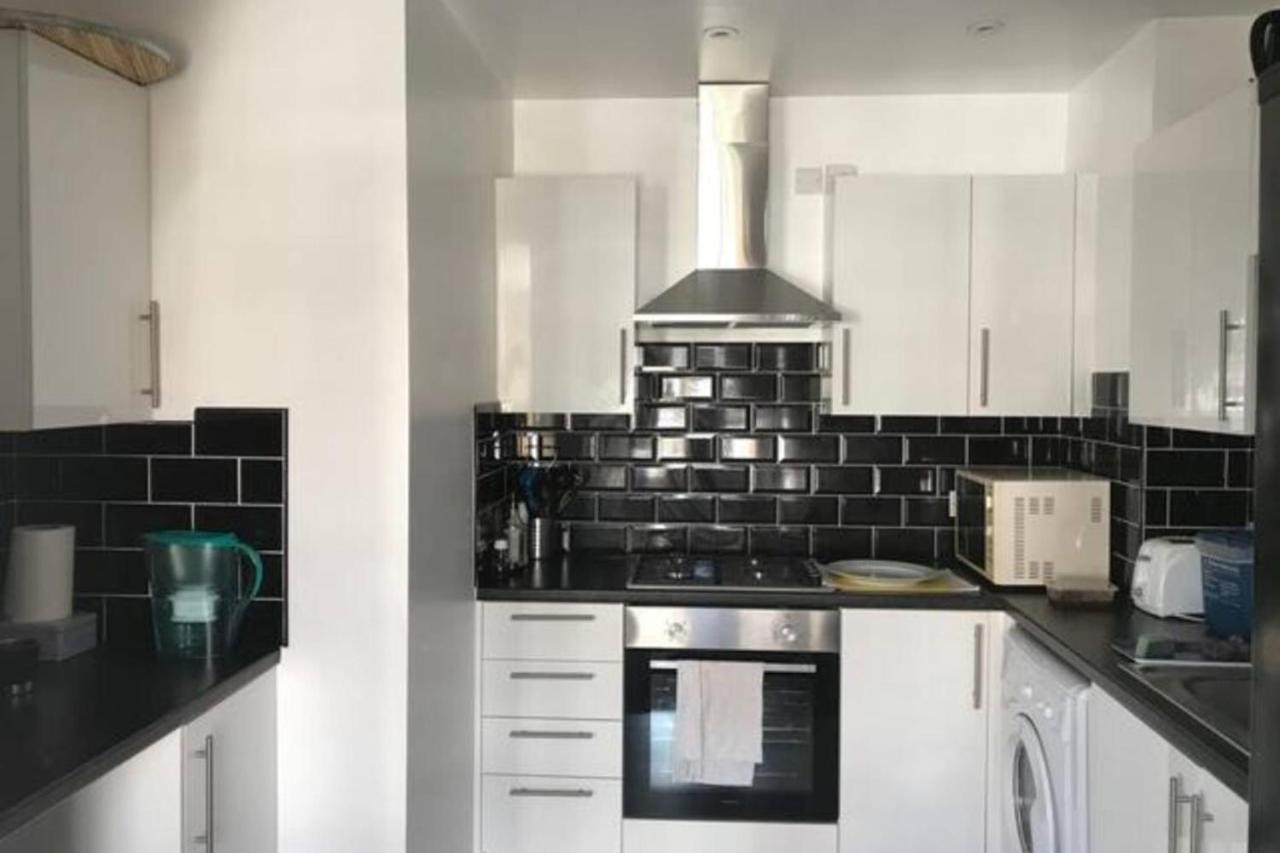 Lovely Victorian Flat For 6 In Stoke Newington Londra Esterno foto